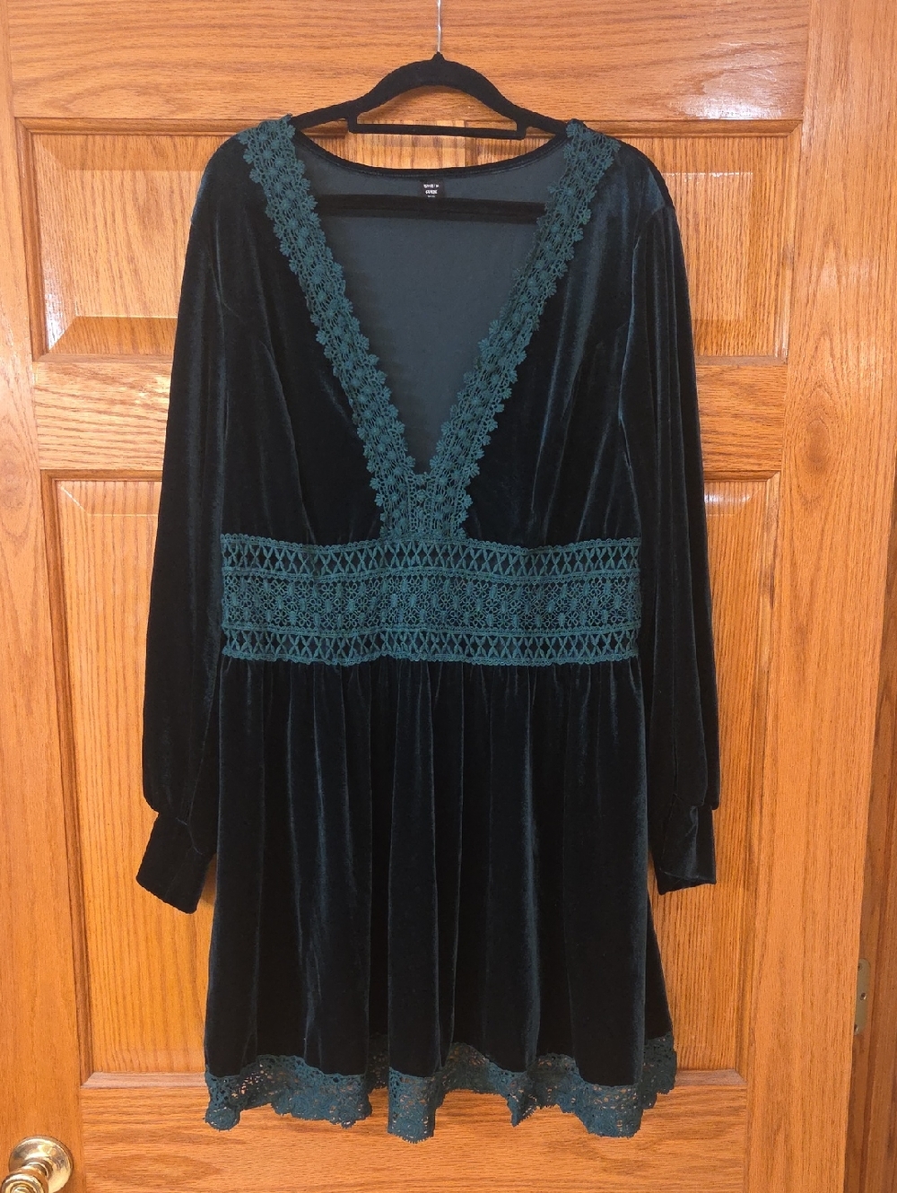 SHEIN Dark Green Velvet Crochet-Trim Long Sleeve Dress